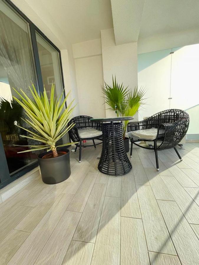 Iconic Loft Bucharest - Private Parking, Netflix Apartamento Exterior foto
